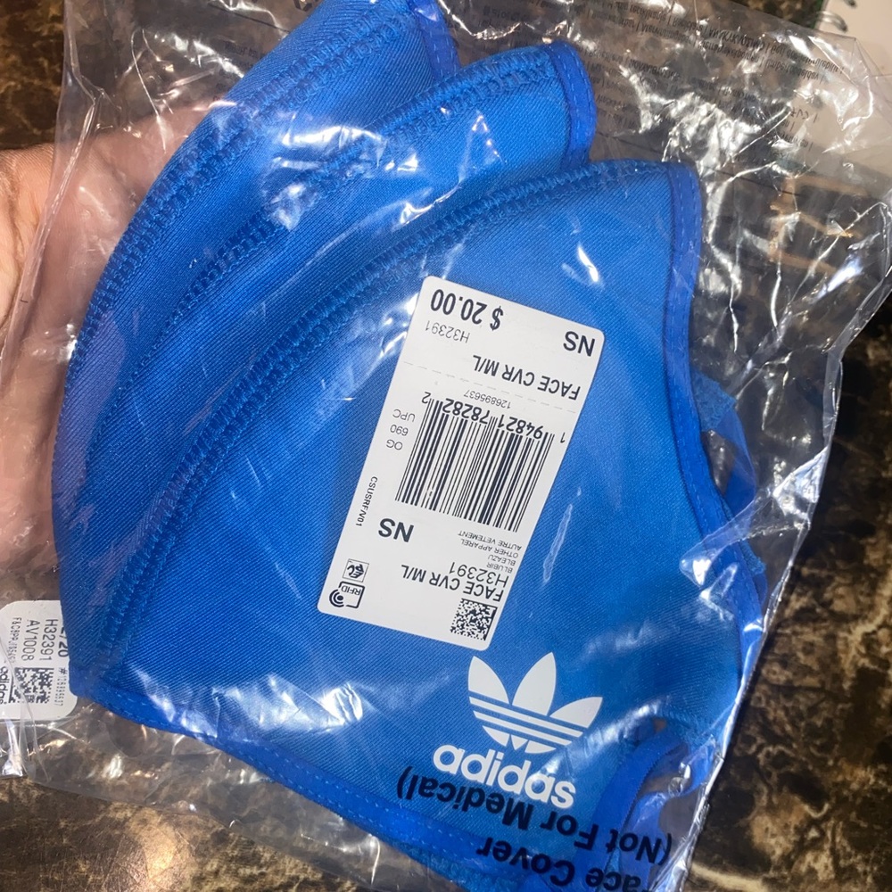 Adidas face mask ❤️